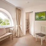 Holiday home Haus Josias B - Links Nieblum