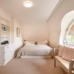 Holiday home Haus Josias B - Links