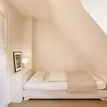 Holiday home Haus Josias B - Links *