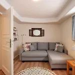Holiday home Haus Josias B - Links *