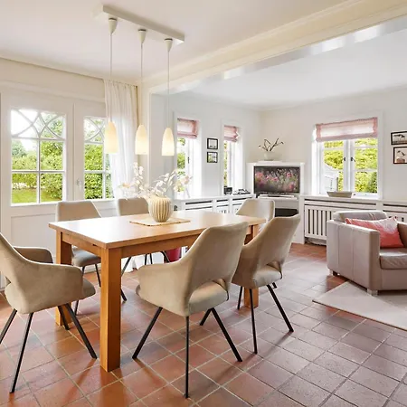 Haus Josias B - Links Feriehus Niblum