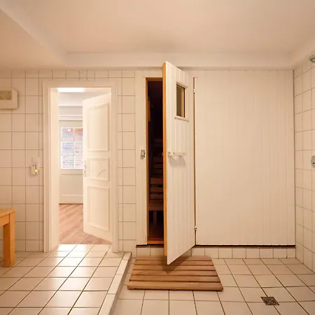 בית נופש Haus Josias B - Links
